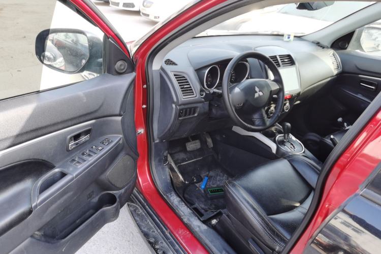 Used Mitsubishi ASX 2013 2.0L CVT Two-Wheel Drive Elite Edition