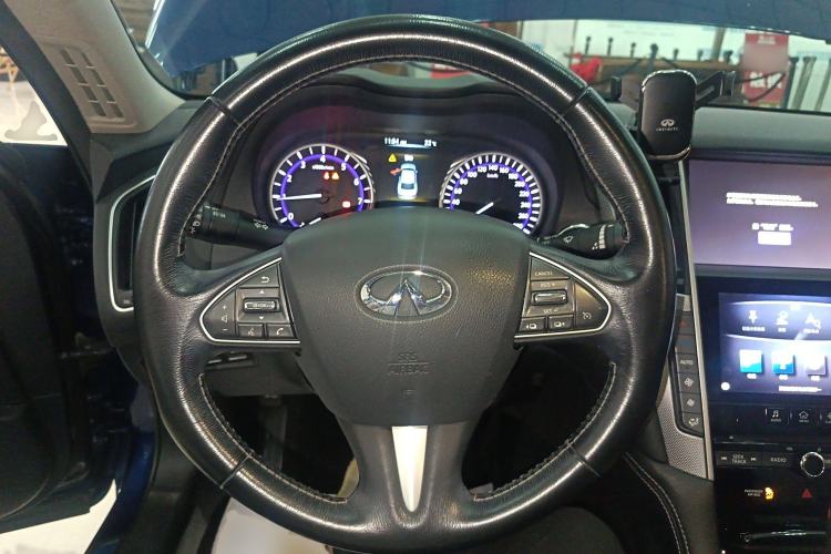 Used Infiniti Q50L 2016 2.0T Enjoyment Edition
