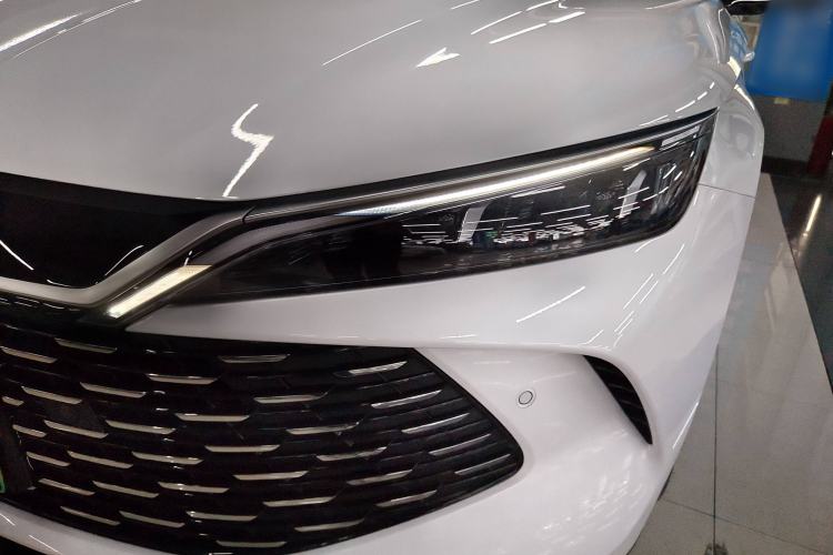 Used BYD Qin L 2025 DM-i Smart Drive 120KM Superior Model