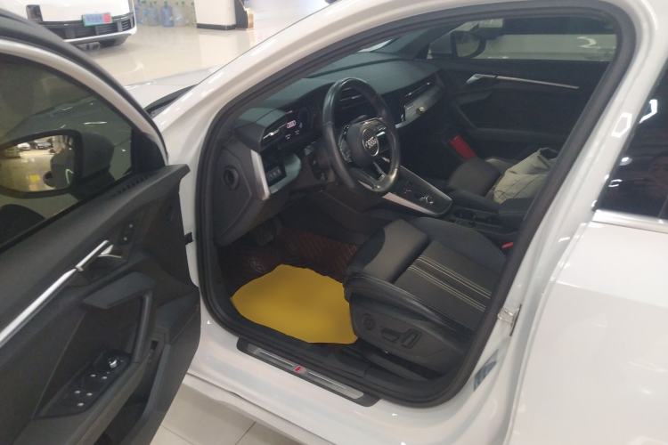 Used Audi A3 2021 Sportback 35 TFSI Fashionable Sports Model
