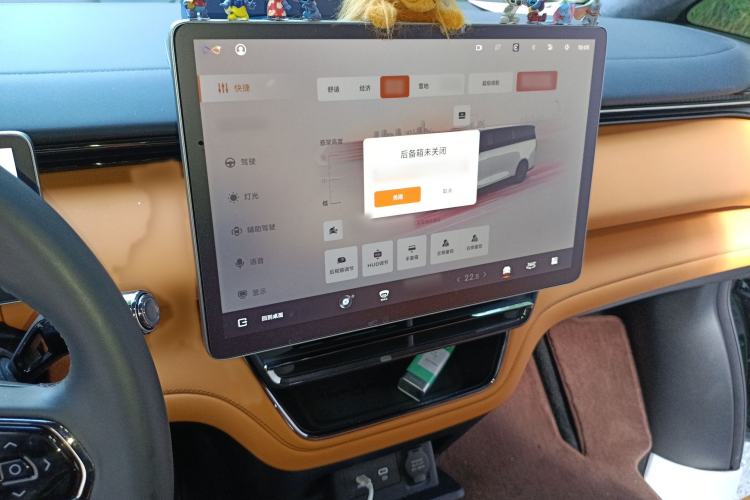 Used  LEVC L380 2024 140-Degree 6-Seater All-Wheel-Drive Ultra
