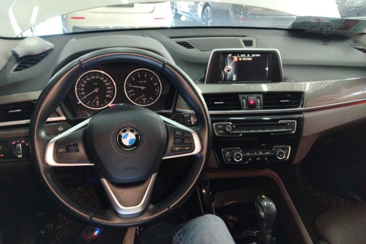 Used BMW X1 2016 sDrive20Li Luxury Model