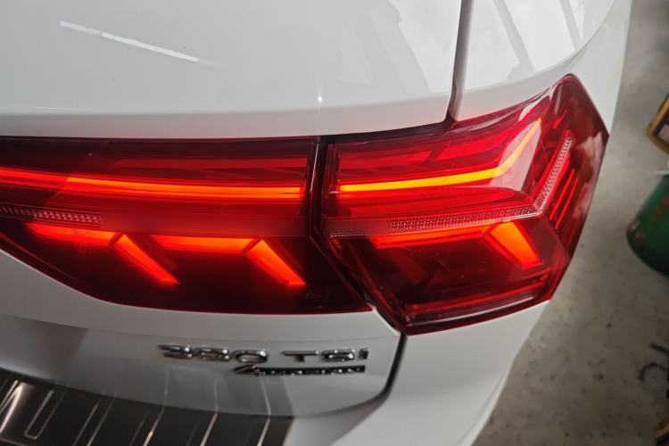 Used Volkswagen Tiguan L 2024 380TSI Automatic All-Wheel Drive R-Line Enhanced 7-Seater