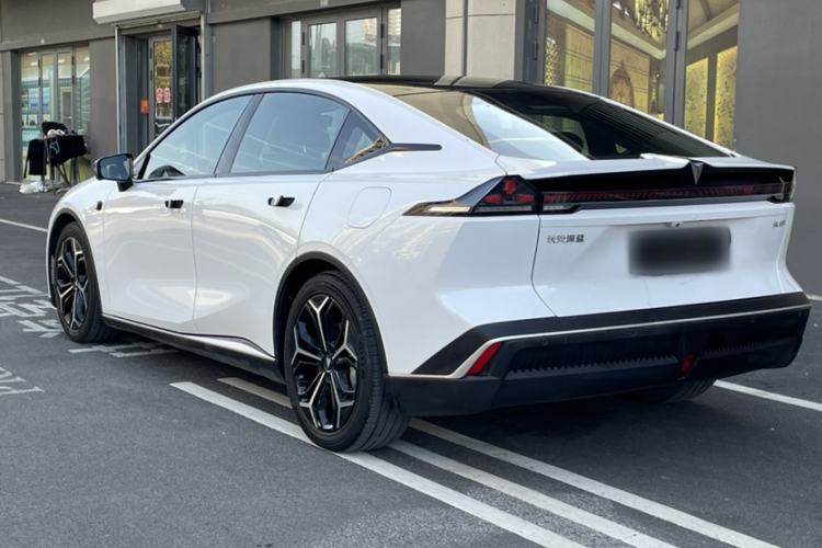 Used  SL03 2023 200Max Range-Extended Version
