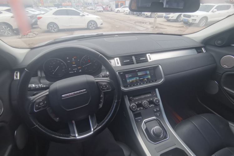 Used Land Rover Range Rover Evoque 2018 240 PS SE Smart Brilliance Edition