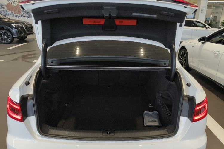 Used Audi A4L 2019 40 TFSI Ambition China VI