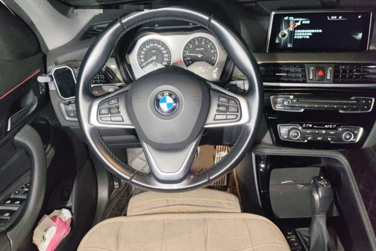 Used BMW X1 2016 xDrive20Li Luxury Model