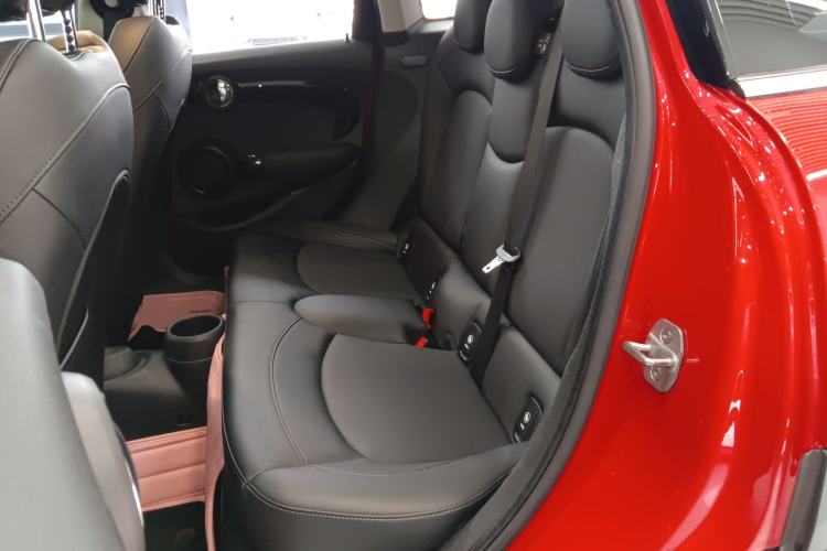 Used MINI MINI 2021 1.5T COOPER Classic Edition Five-Door Version
