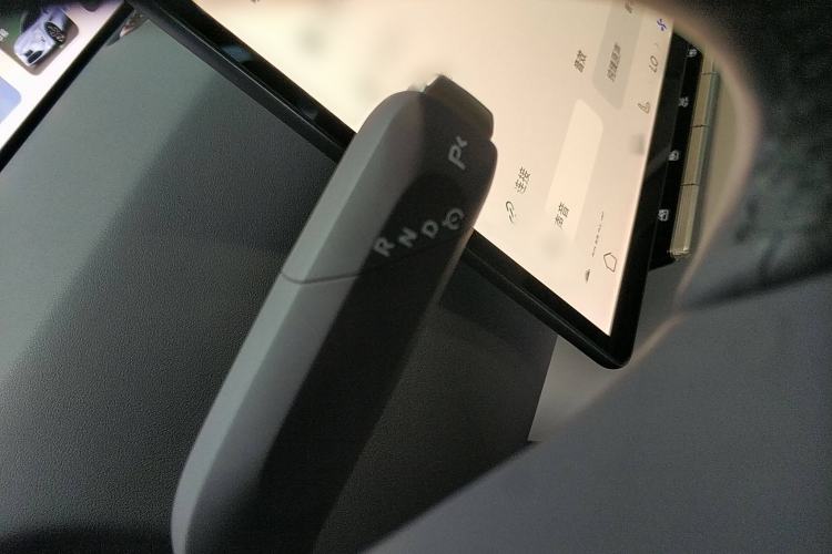 Used  12 2025 Ultra Extended-Range Edition
