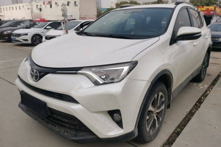 Used Toyota RAV4 2016 2.0L CVT Two-Wheel Drive Urban Edition China V Standard

