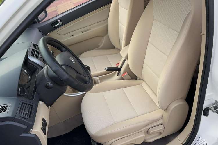 Used BAIC Senova D20 2015 Hatchback 1.5L Manual Lotte Edition