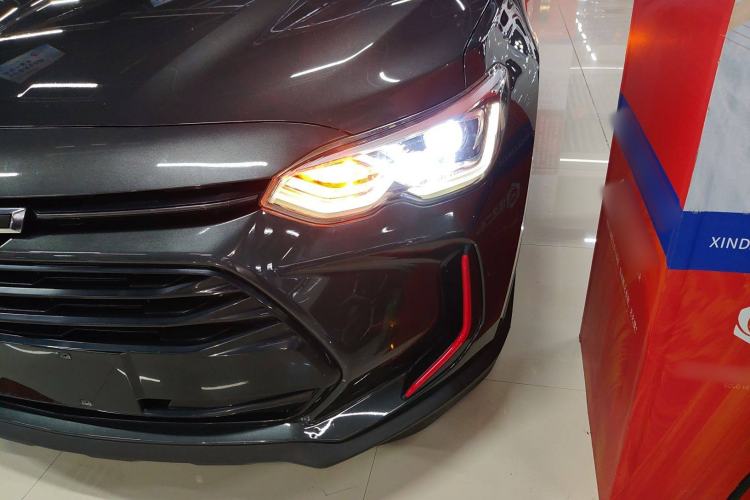 Used Chevrolet Orlando 2019 Redline 530T Automatic Enjoyment Version (5+2 Seating) China VI
