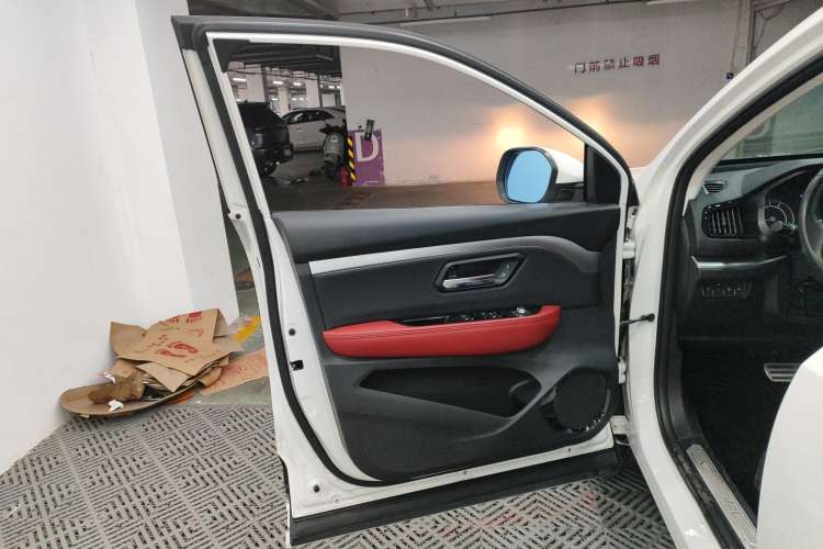 Used Haval H2s 2017 Red-Label 1.5T Dual-Clutch Luxury Model