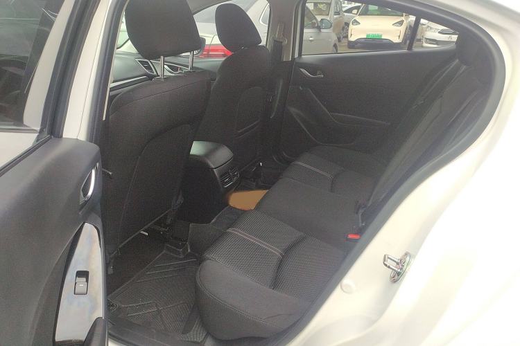 Used Mazda Mazda 3 Axela 2019 Cloud-Controlled Sedan 1.5L Automatic Luxury Model China VI Standard