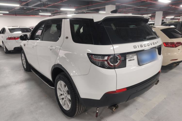Used Land Rover Discovery Sport 2018 240 PS PURE Edition
