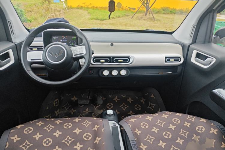 Used Wuling Hongguang MINIEV 2024 3rd Generation 215km Youth Edition