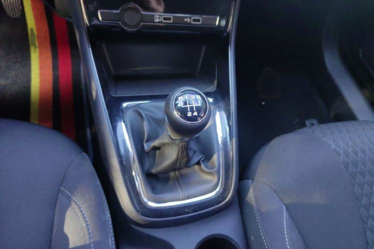 Used Roewe i5 2019 1.5L Manual 4G Connected Langyue Edition
