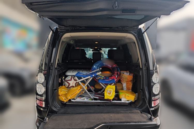 Used Land Rover Discovery 2016 3.0 SC Obsidian Black Heritage Edition SE