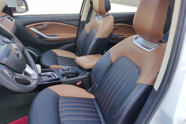 Used Soueast DX7 2017 1.5T Automatic Glory Edition
