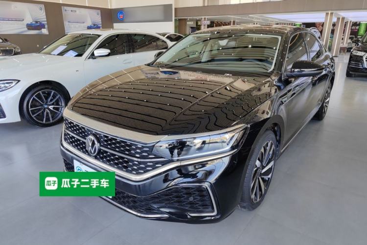 Used Volkswagen Passat 2022 330TSI Starry Luxury Edition
