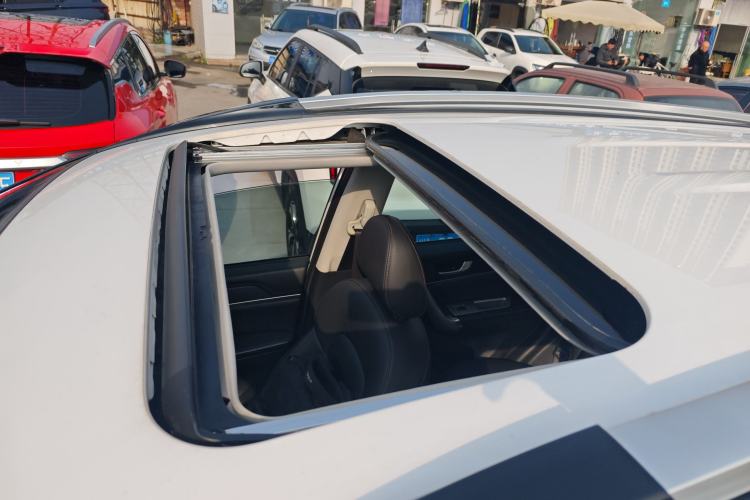 Used Haval H6 2015 Sport Edition 1.5T Automatic Two-Wheel Drive Luxury Model