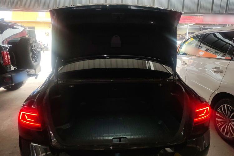 Used Volkswagen Magotan 2020 330TSI DSG Luxury Edition
