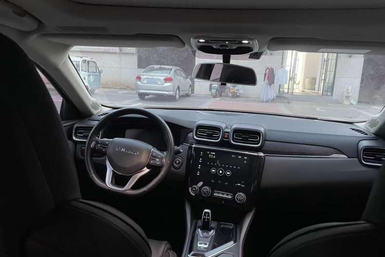 Used Lynk & Co 02 2018 1.5T DCT Two-Wheel Drive Sporty Version China V Standard
