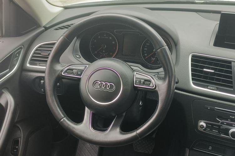 Used Audi Q3 2017 30 TFSI Fashion Model
