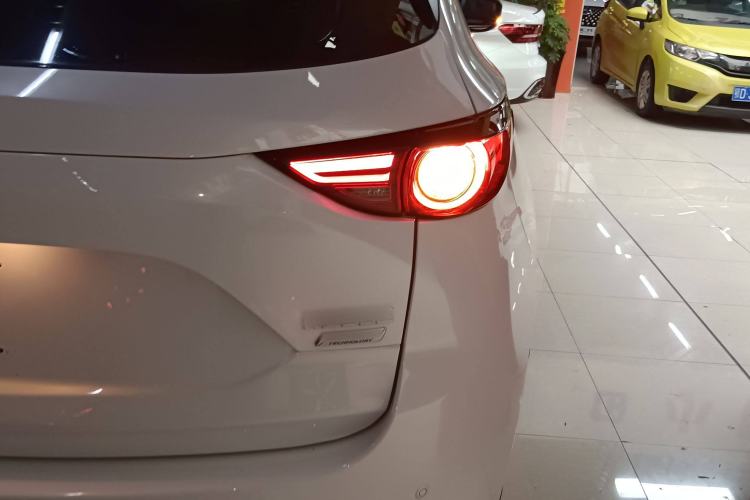 Used Mazda CX-5 2020 2.0L Automatic Two-Wheel Drive ZhiZun Version
