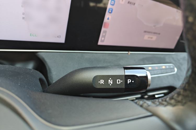 Used Roewe D7 2023 DMH 125km Excellence Edition