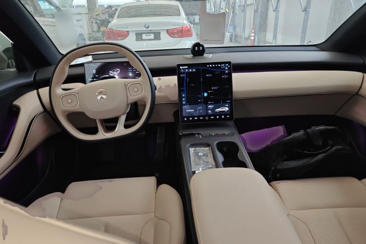 Used Nio ET5T 2023 75 kWh Touring