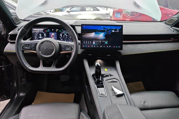 Used Lynk & Co 03 2023 2.0TD DCT JingPro