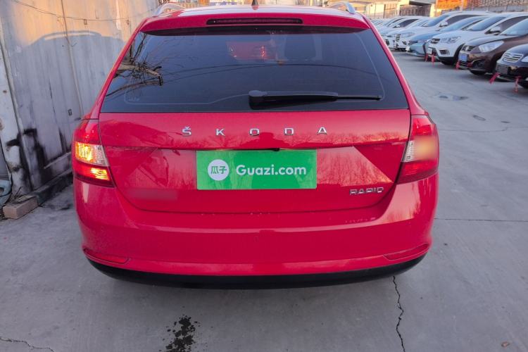 Used Skoda Rapid Spaceback 2019 1.5L Automatic Comfort Edition
