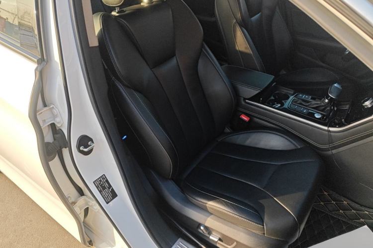 Used Hongqi H5 2018 30TD Smart Connect Dynamic Edition
