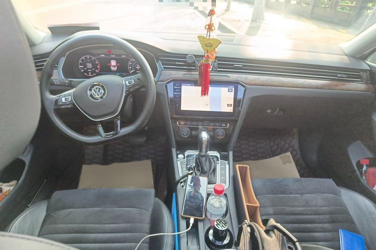 Used Volkswagen Magotan 2018 330TSI DSG Luxury Model
