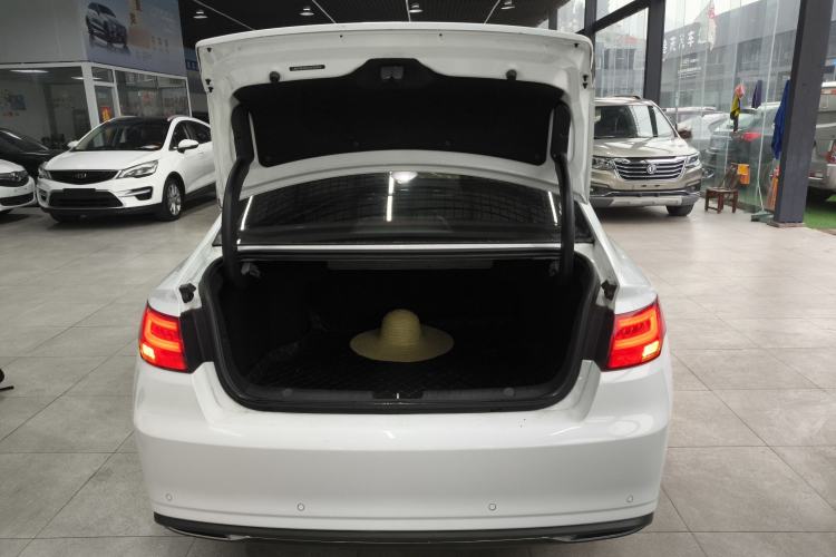 Used Geely Auto Emgrand GL 2020 1.4T CVT Luxury Edition
