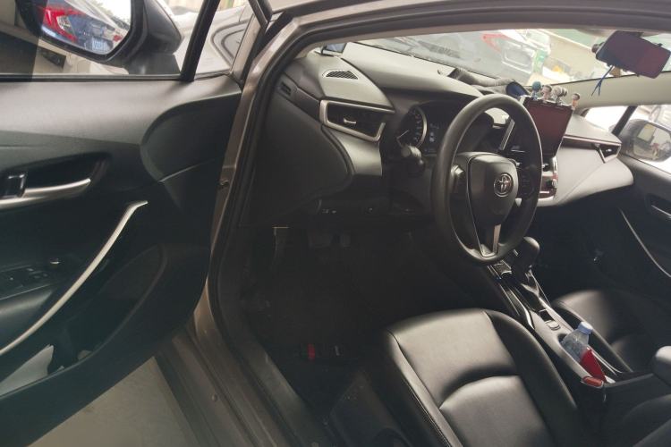 Used Toyota Corolla 2022 Dual-Motor 1.8L E-CVT Pioneer Edition
