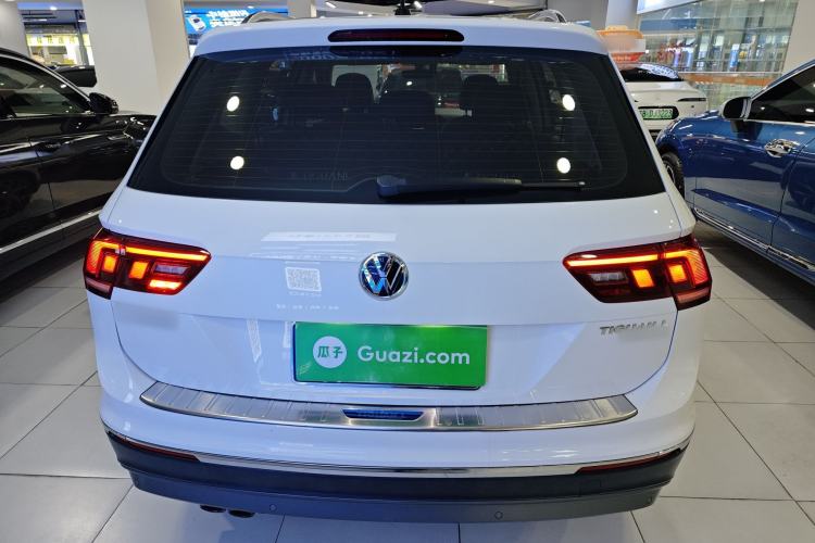 Used Volkswagen Tiguan L 2019 Revised 330TSI Automatic Two-Wheel Drive Smart & Luxury Edition China VI Standard
