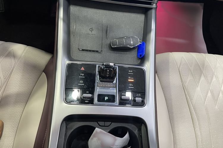 Used BYD Seal 2023 DM-i 1.5T 121km Flagship Model
