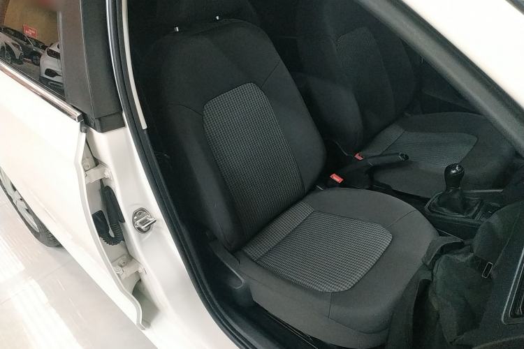 Used Volkswagen Santana 2019 1.5L Manual Fashion Edition China VI Standard