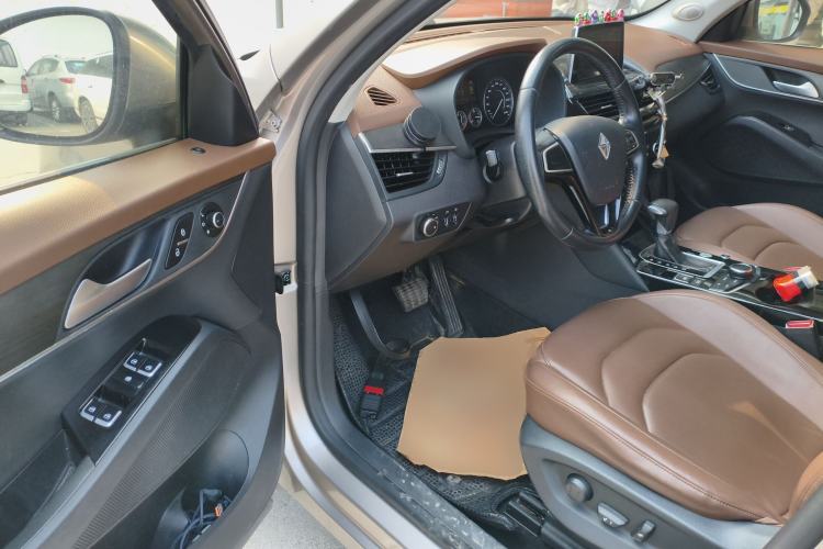 Used BORGWARD BX5 2017 20TGDI Automatic Two-Wheel Drive Pioneer Edition