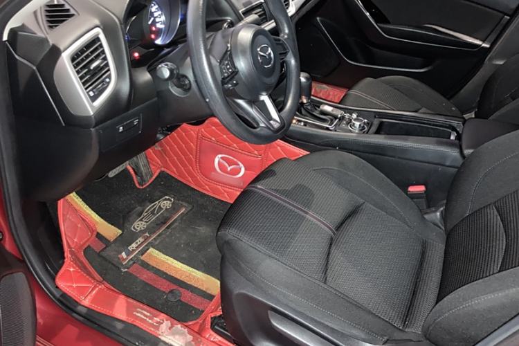 Used Mazda Mazda 3 Axela 2017 Sedan 1.5L Automatic Luxury Model Emission Standard China V
