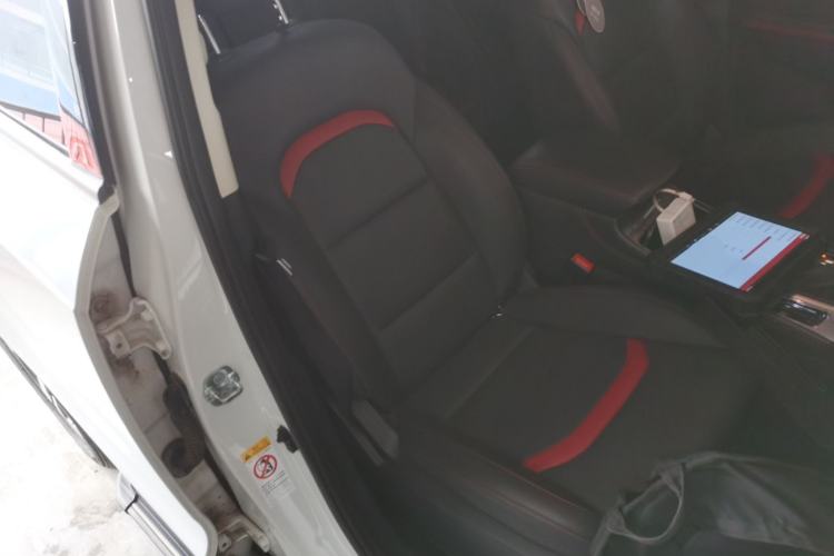 Used Changan CS55 2018 1.5T Automatic Colorful Edition China V Standard
