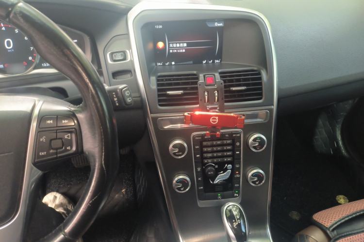 Used Volvo XC60 2015 T5 Smart Upgrade Model
