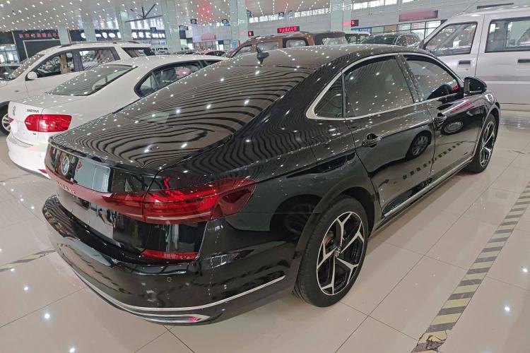 Used Volkswagen Passat 2023 330TSI Starry Elite Edition
