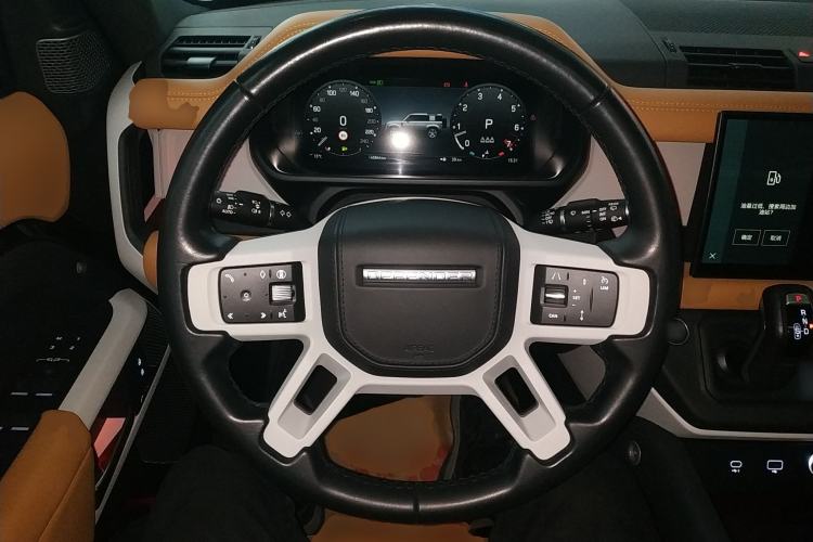 Used Land Rover Defender 2024 110 3.0T P400 Dark Edition
