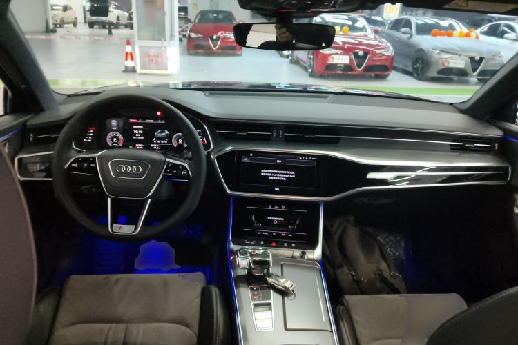 Used Audi A6L 2023 45 TFSI Prestige Dynamic Edition
