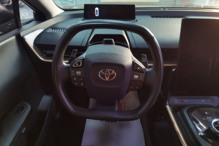 Used Toyota bZ3 2023 616 km Long-Range Premium