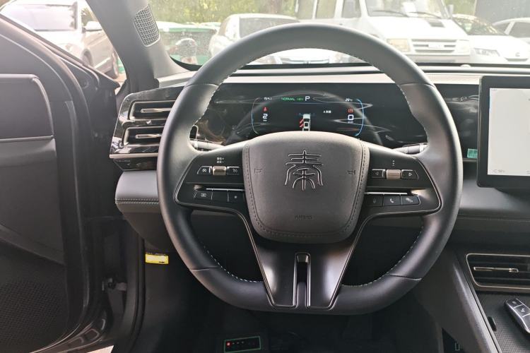 Used BYD Qin L 2024 DM-i 80KM Leading Model
