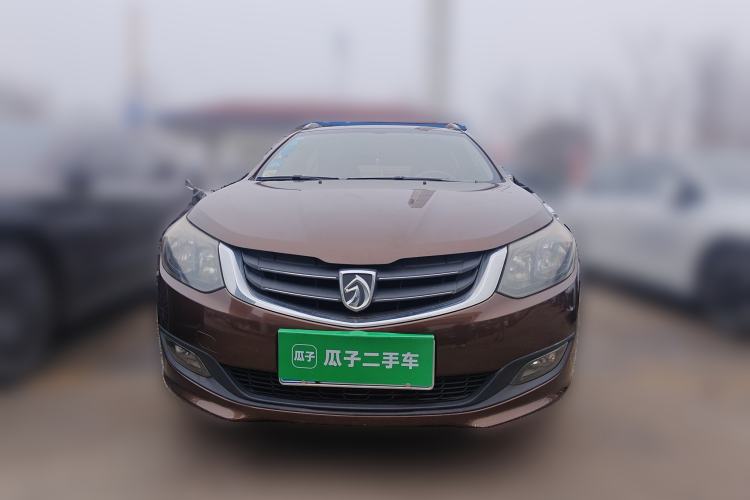 Used Baojun 610 2014 CROSS 1.5L Manual Comfort Model